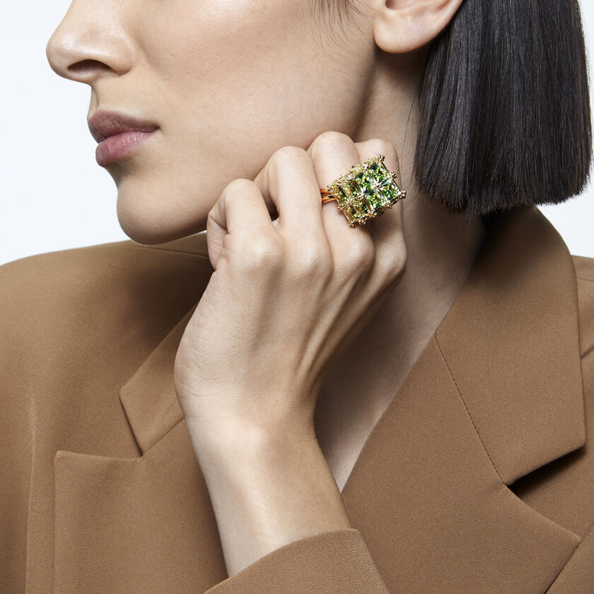 Curiosa cocktail ring, Square cut, Green, Gold-tone plated